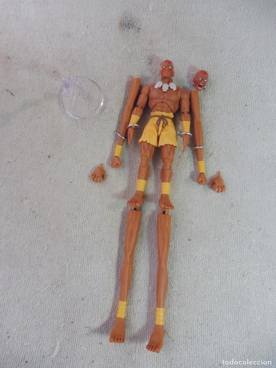 Figuras de acci&oacute;n: Figura Dhalsim y complementos Street Fighter, Jada Toys