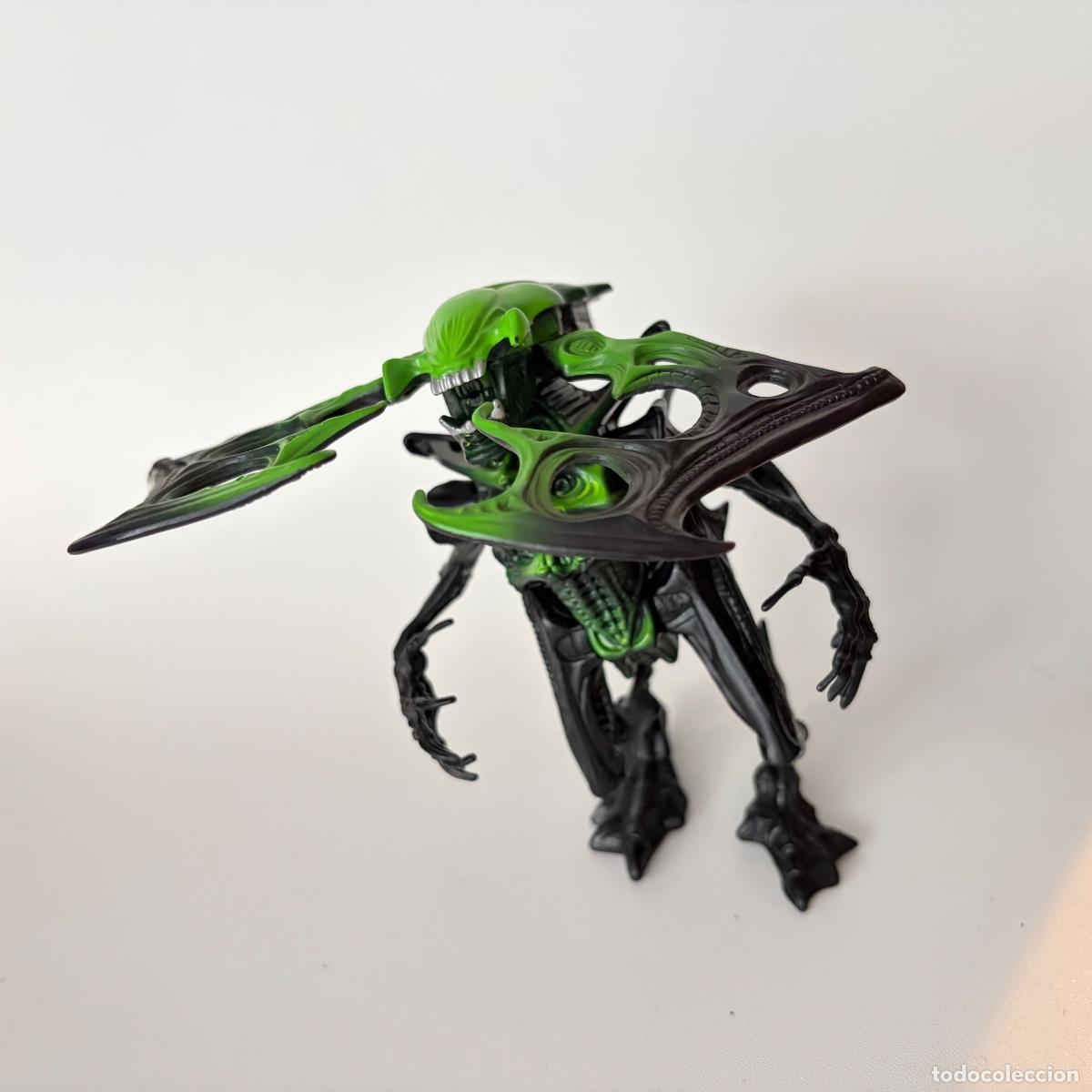 Figuras de acci&oacute;n: figura mu&ntilde;eco King Alien Aliens Kenner 1994