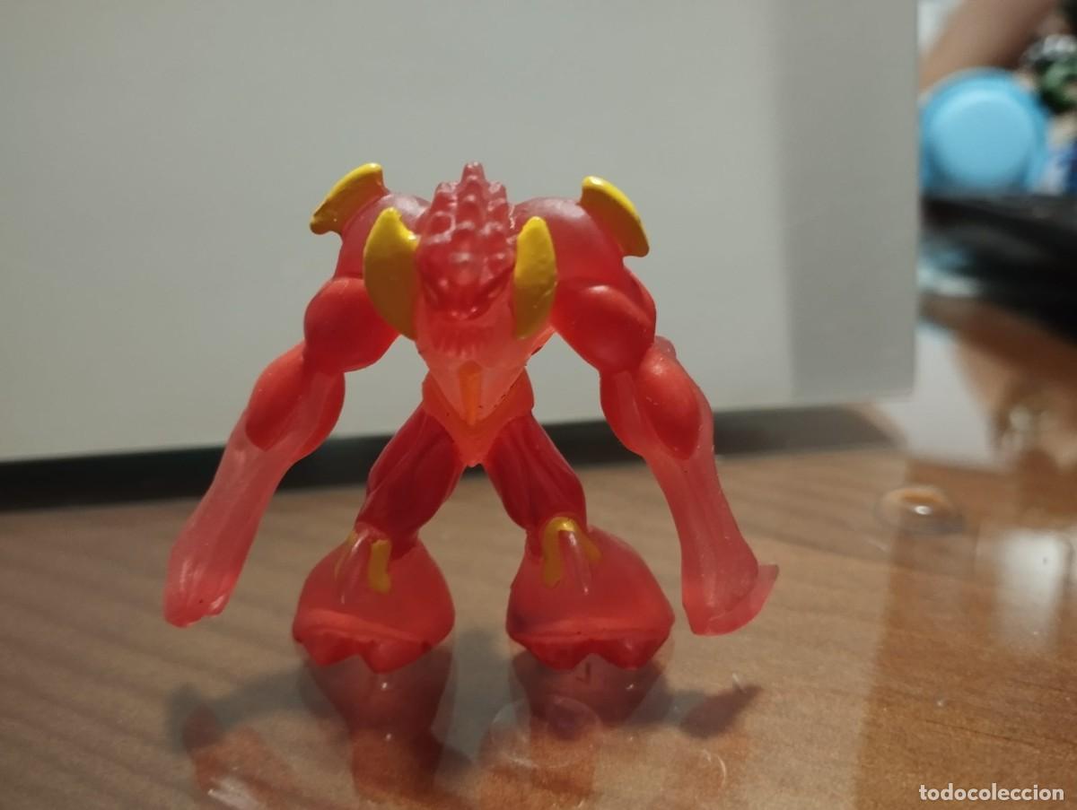 Figuras de acci&oacute;n: figuras de gormiti, nueve en total - Foto 3