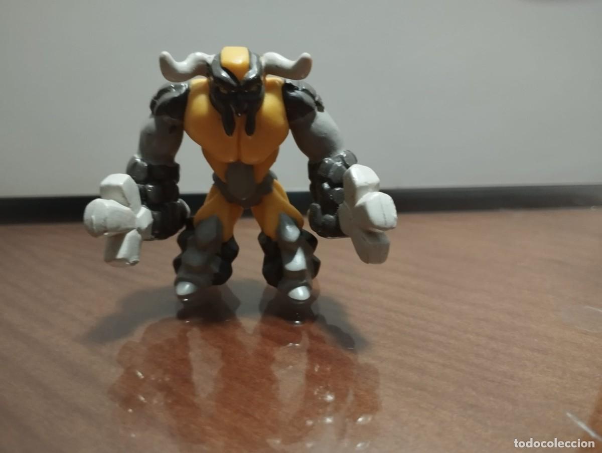 Figuras de acci&oacute;n: figuras de gormiti, nueve en total - Foto 6