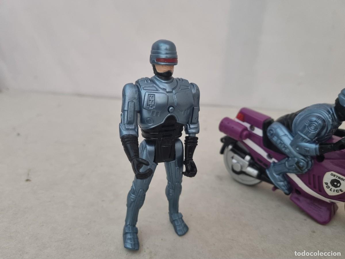 Figuras de acci&oacute;n: Lote de 3 figuras Robocop con moto, con casco y sin casco - Foto 3