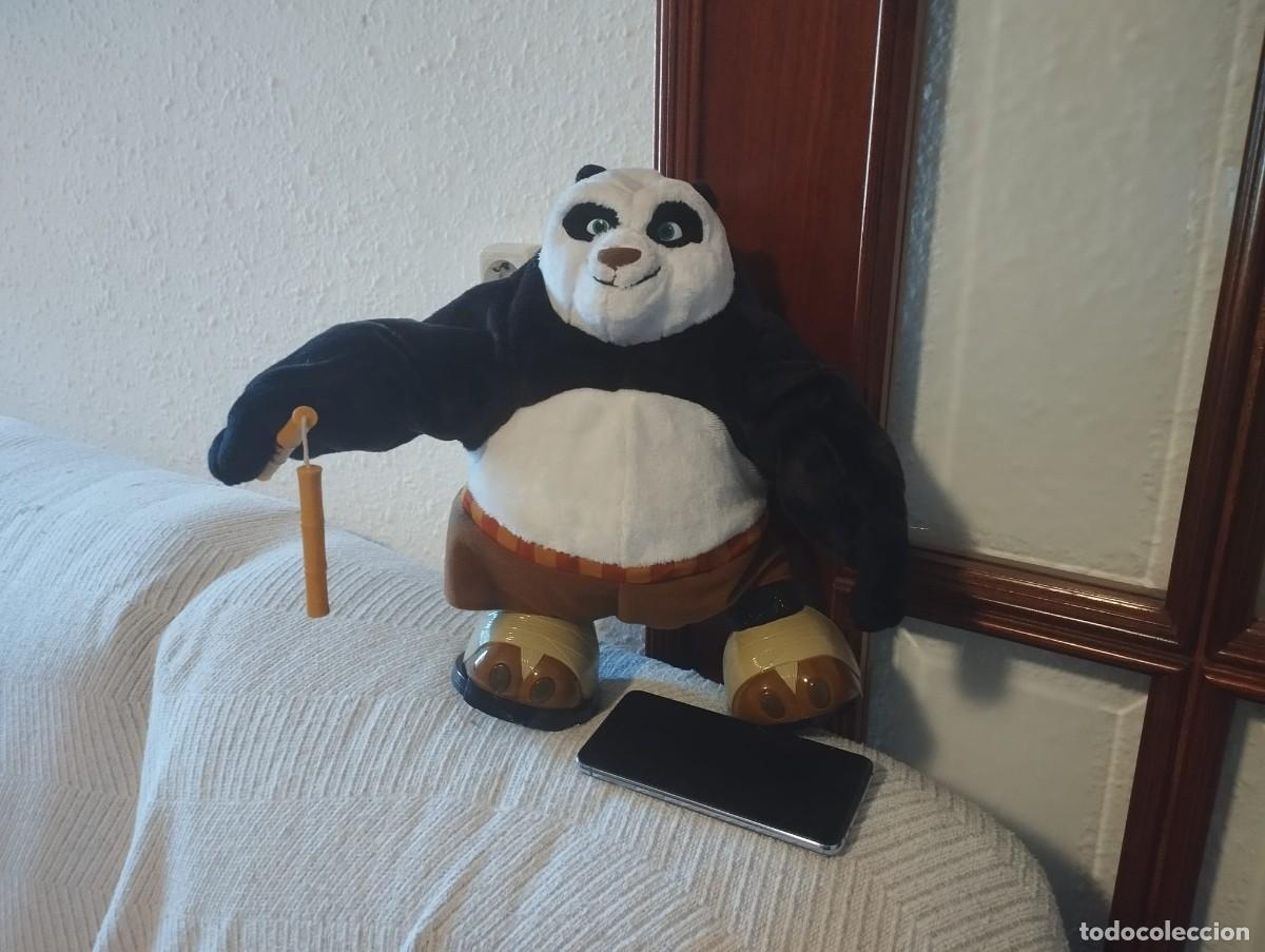 Figuras de acci&oacute;n: Po, mu&ntilde;eco interactivo de kunf fu panda