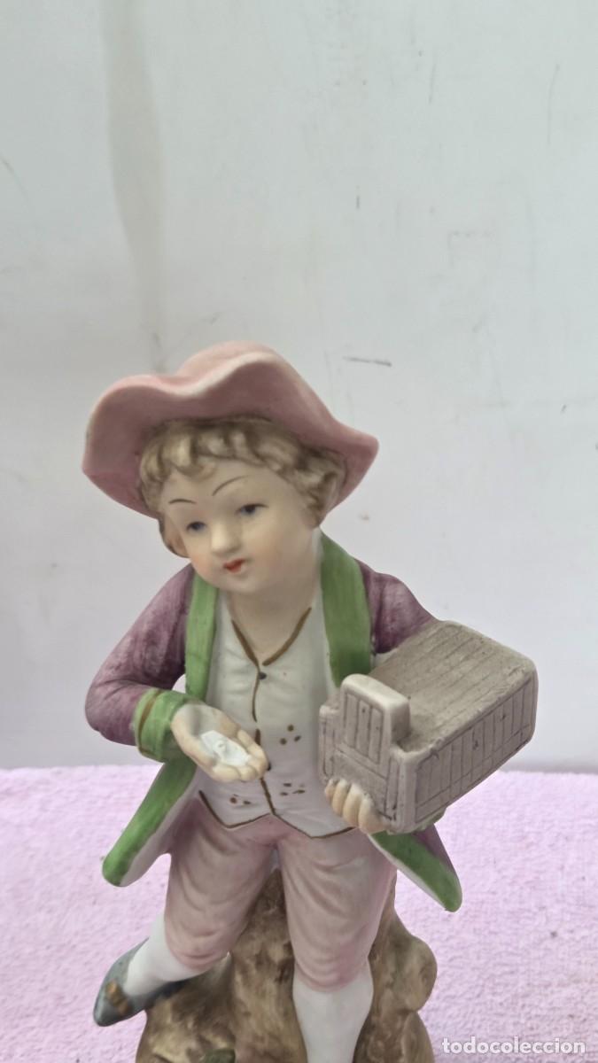 Figuras de acci&oacute;n: figura de porcelana biscuit
