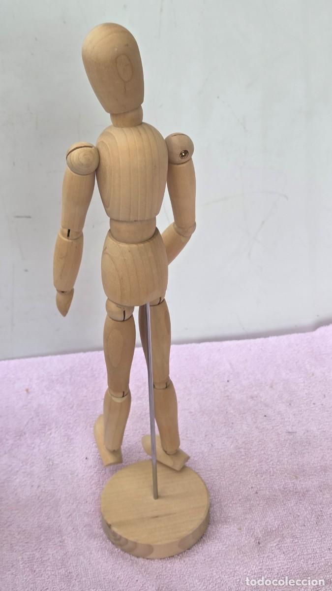 Figuras de acci&oacute;n: mu&ntilde;eco de madera articulada - Foto 6