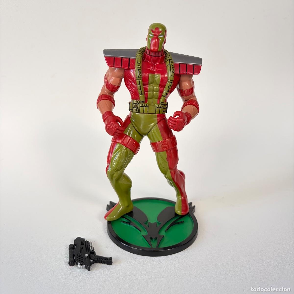 Figuras de acci&oacute;n: figura mu&ntilde;eco Pike WildC.A.T.s Playmates 1995 con base