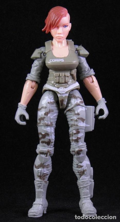 Figuras de acci&oacute;n: Figura de Natasha Raven, The CORPS Snake Bite, Lanard