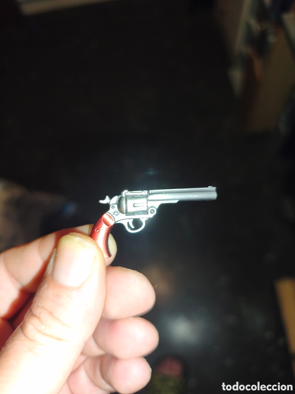 Figuras de acci&oacute;n: Pistola Magnum metal escala 1/6