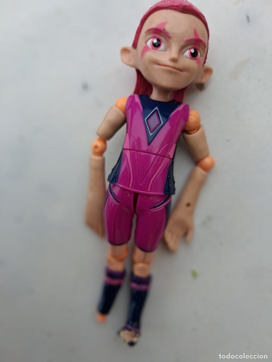 Figuras de acci&oacute;n: Fenzy articulado - Desaf&iacute;o champions Sendokai - 12,50 cms