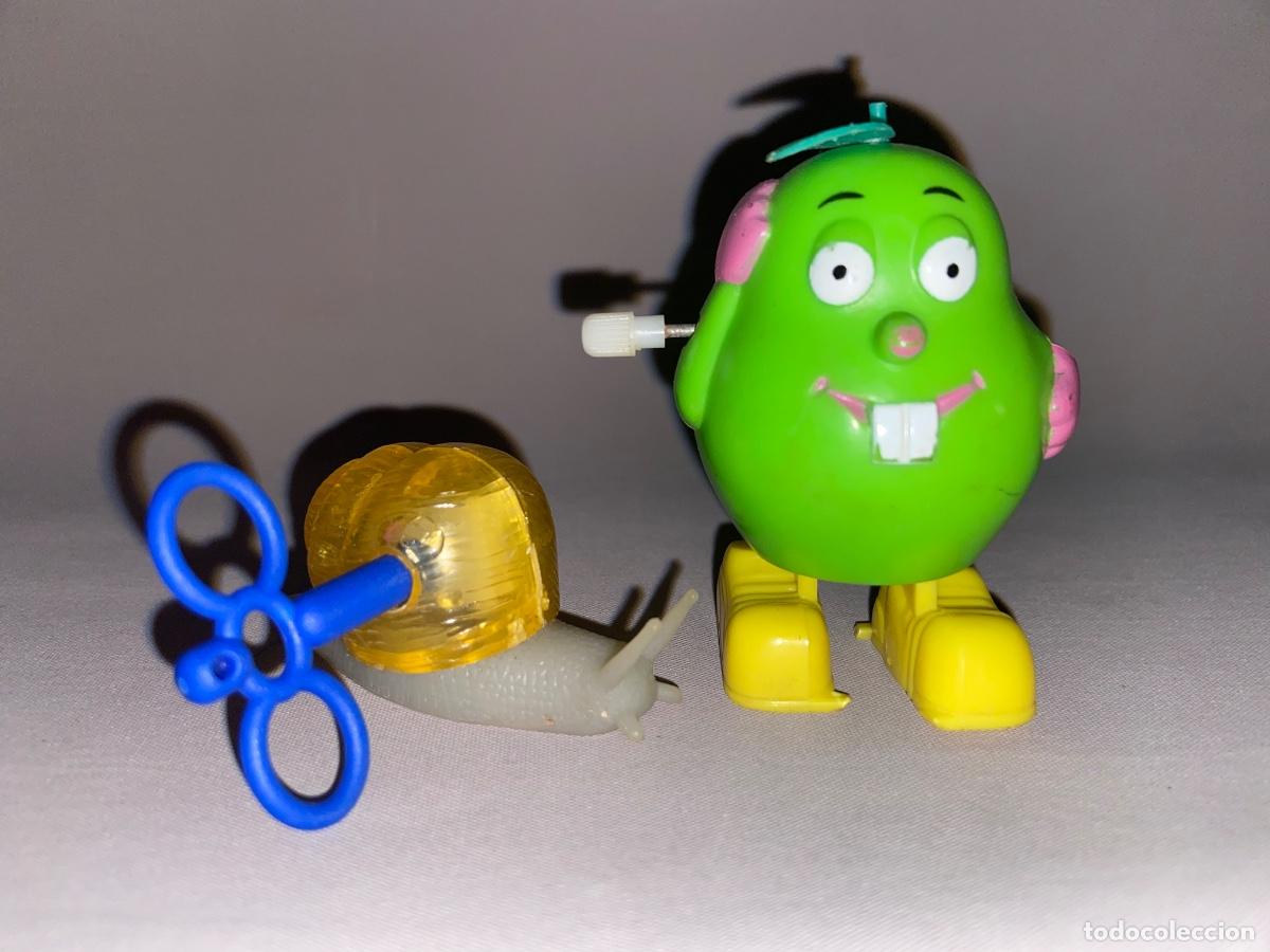 Figuras de acci&oacute;n: MAGNIFICO LOTE 2 FIGURAS &ldquo; CARACOL Y PERA &ldquo; A CUERDA
