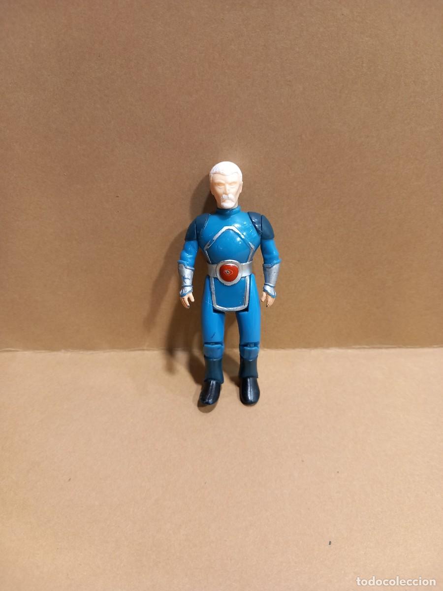 Figuras de acci&oacute;n: FIGURA A&Ntilde;OS 90 / COMPRA MIN&Iacute;MA 5 &euro;