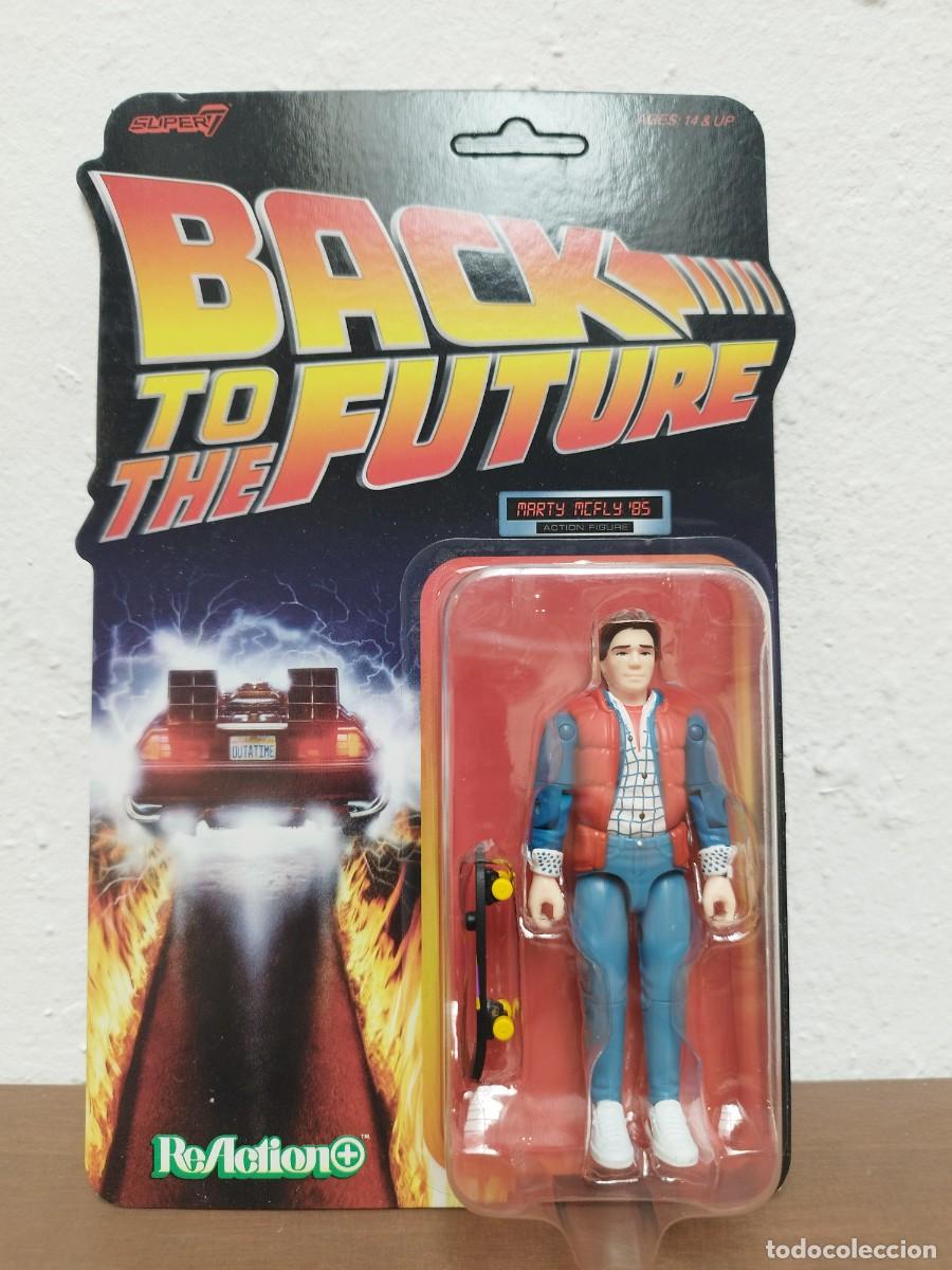Figuras de acci&oacute;n: FIGURA MARTY MCFLY '85 - REGRESO AL FUTURO REACTION FIGURES - SUPER7 (EN BL&Iacute;STER)
