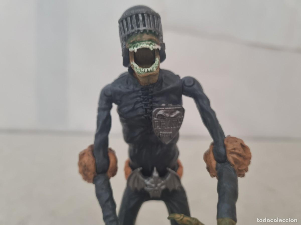 Figuras de acci&oacute;n: Figura Serie Judge Death - Foto 2