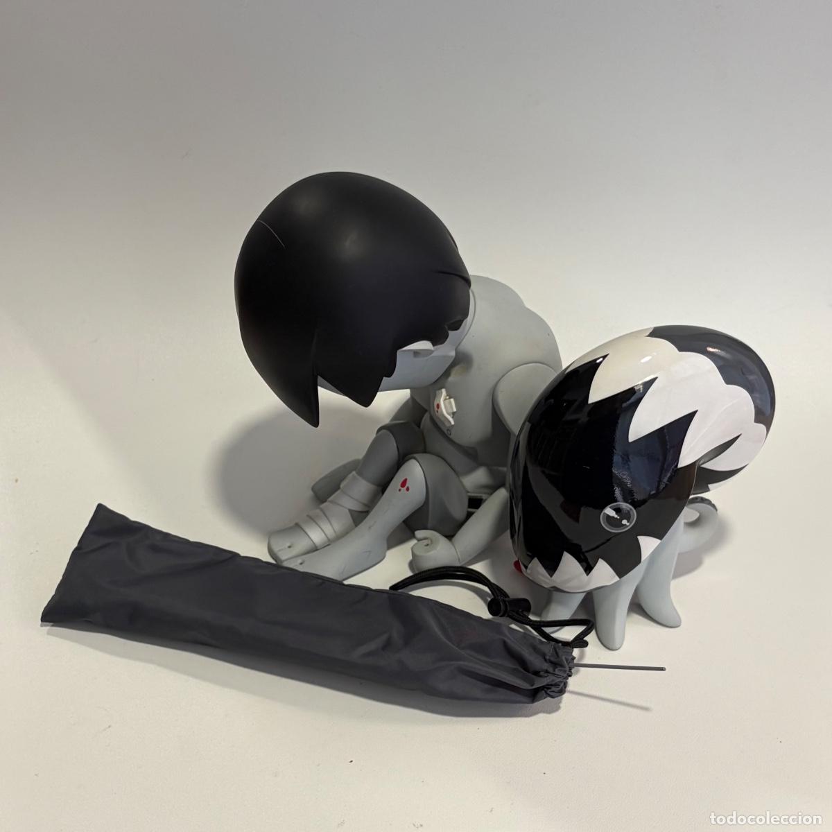 Figuras de acci&oacute;n: figuras coarsetoys casting shadows pain noop y paw vinilo art toy edici&oacute;n limitada 2011 con cometa