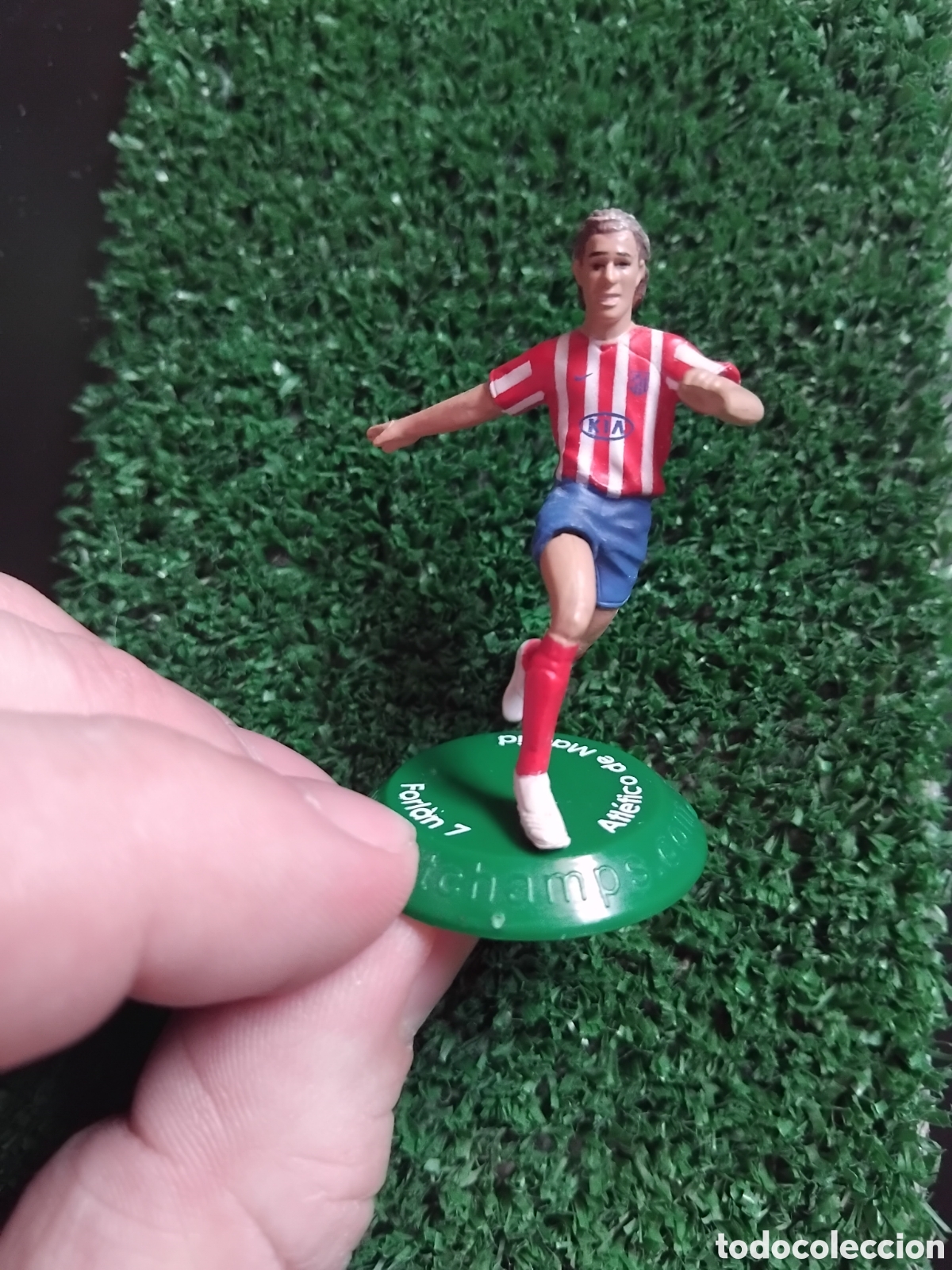 Figuras de acci&oacute;n: Figura Diego Forlan FTChamps Atletico de Madrid