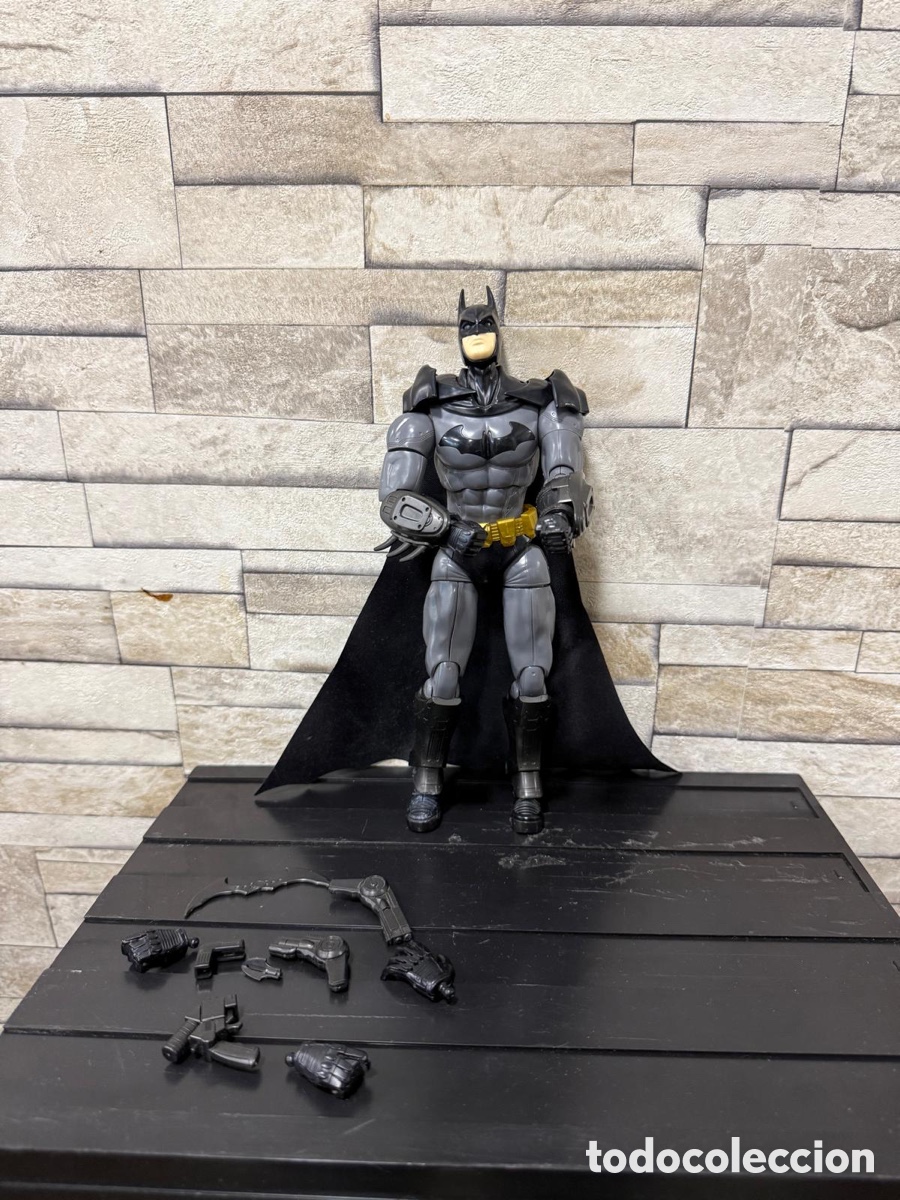 Figuras de acci&oacute;n: Bonito mu&ntilde;eco de batman con complementos