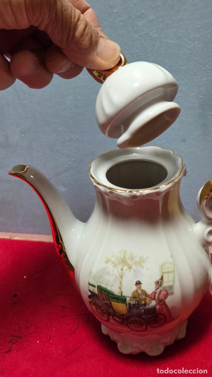 Figuras de acci&oacute;n: tetera de porcelana vintage - Foto 4
