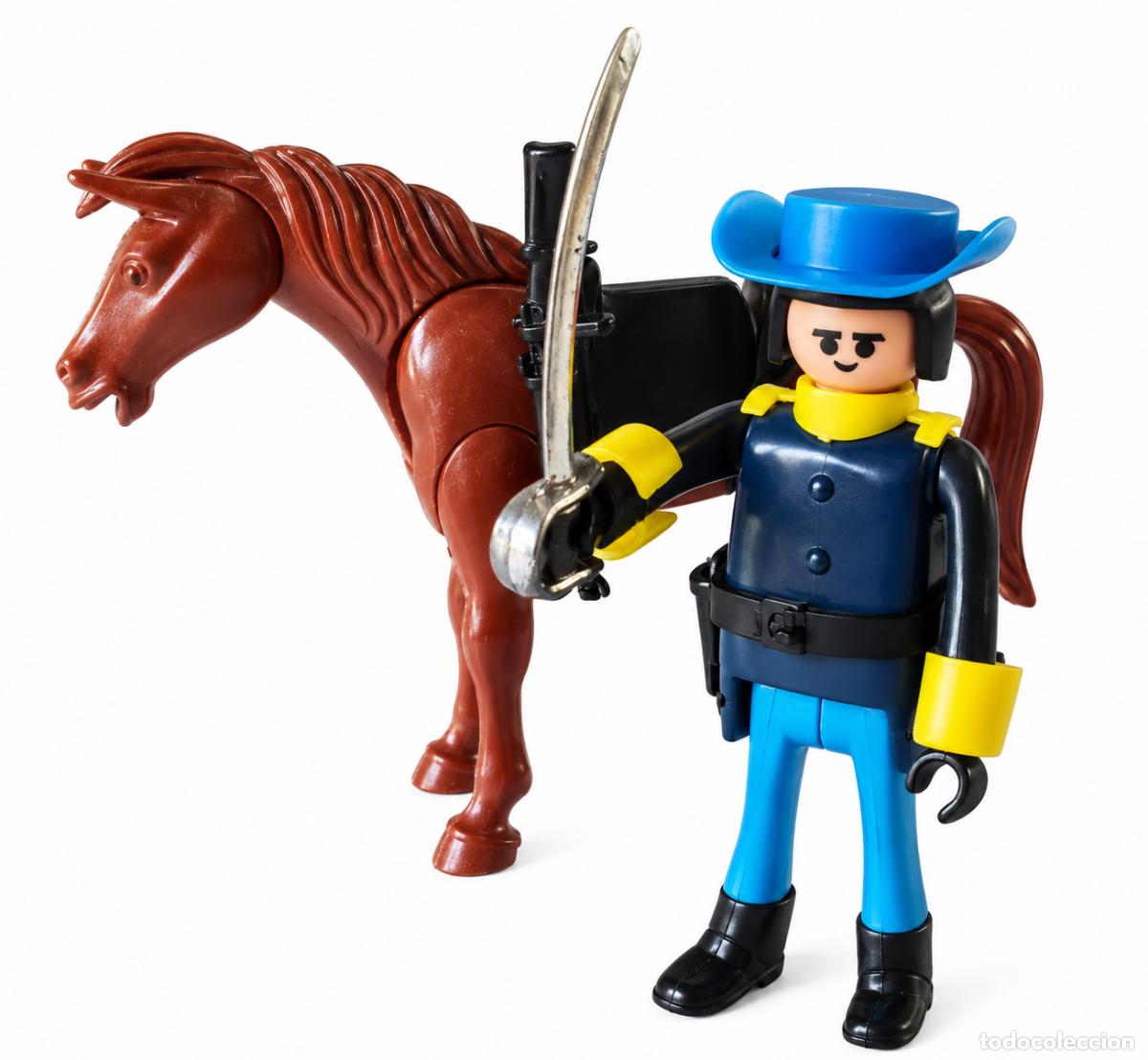 Figuras de acci&oacute;n: Play big (Playbig), Play Kit o Cefa Boys. Oficial del 7&ordm; a caballo