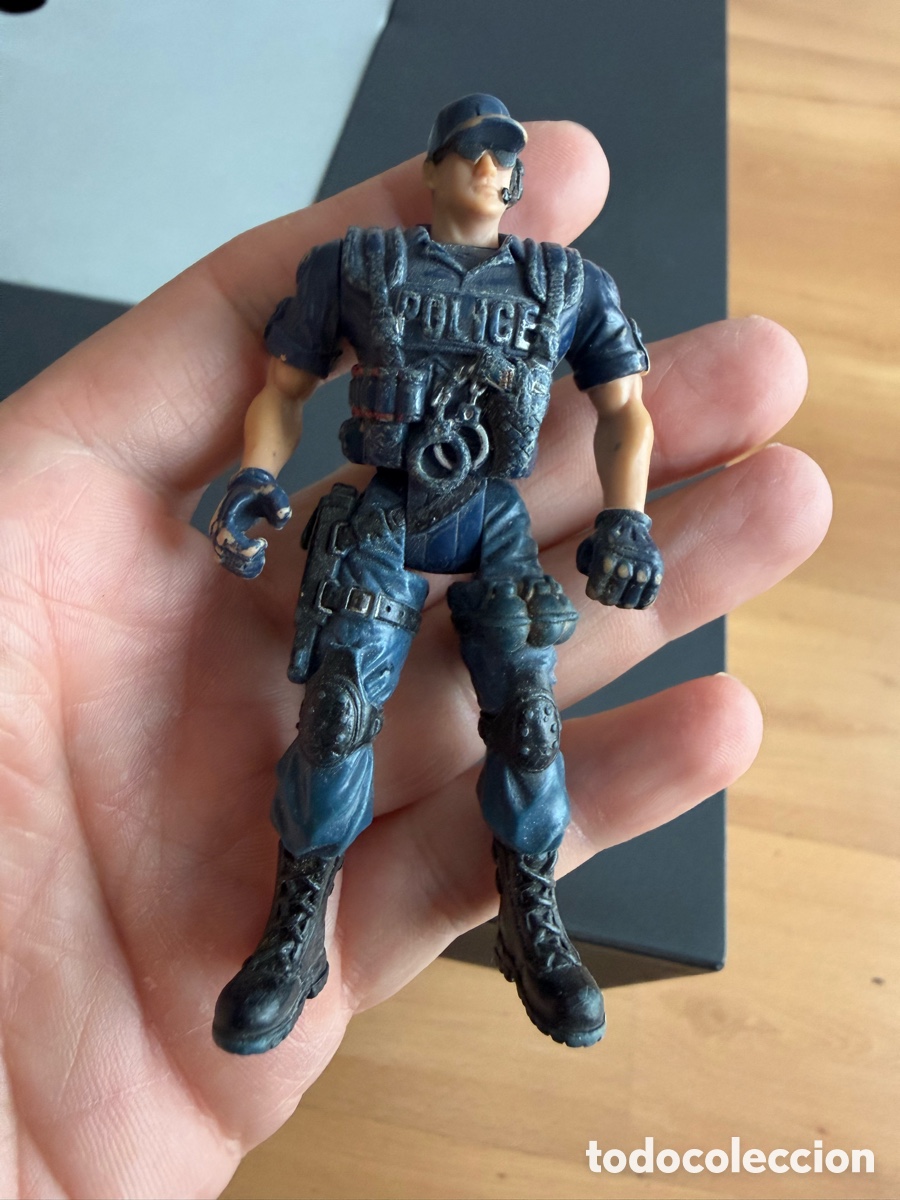 Figuras de acci&oacute;n: Figura articulada. Tipo GIJOE