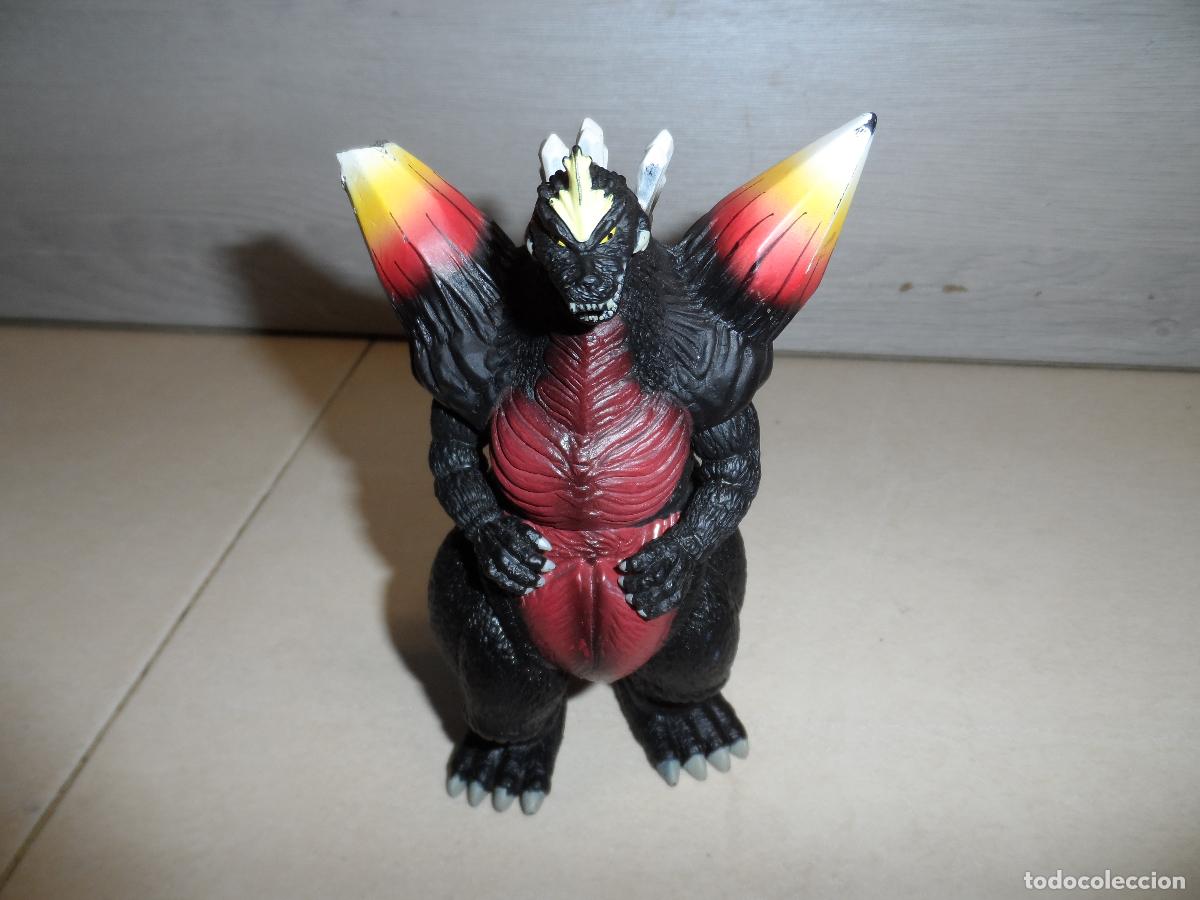 Figuras de acci&oacute;n: FIGURA KAIJU SOFUBI SPACE GODZILLA 2005 BANDAI