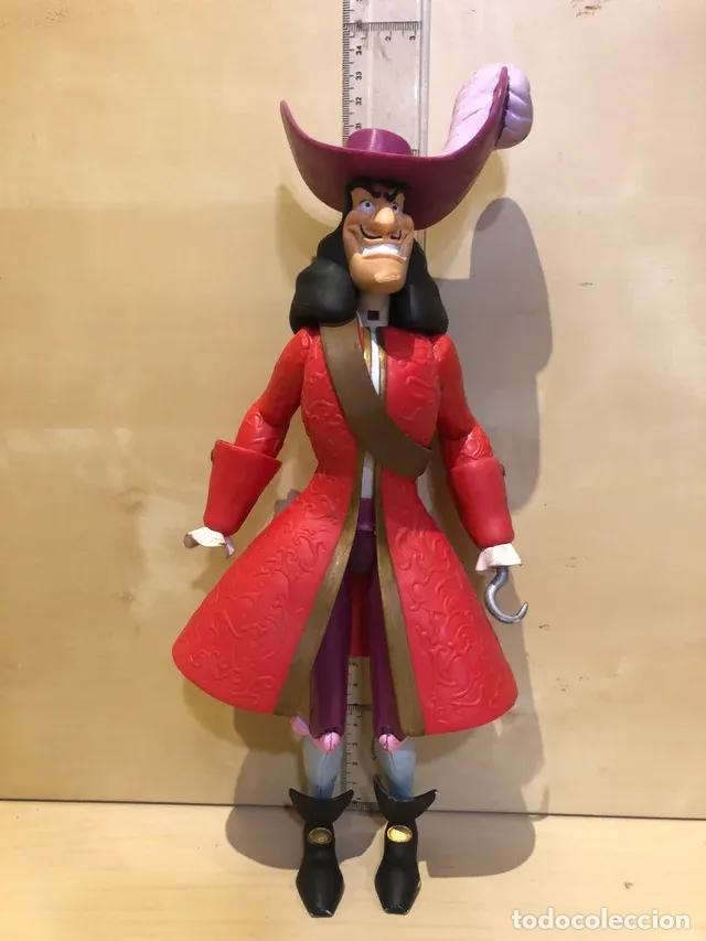 Figuras de acci&oacute;n: Figura articulada de 30 cm del Capit&aacute;n Garfio (Hook) de Peter Pan de Walt Disney.
