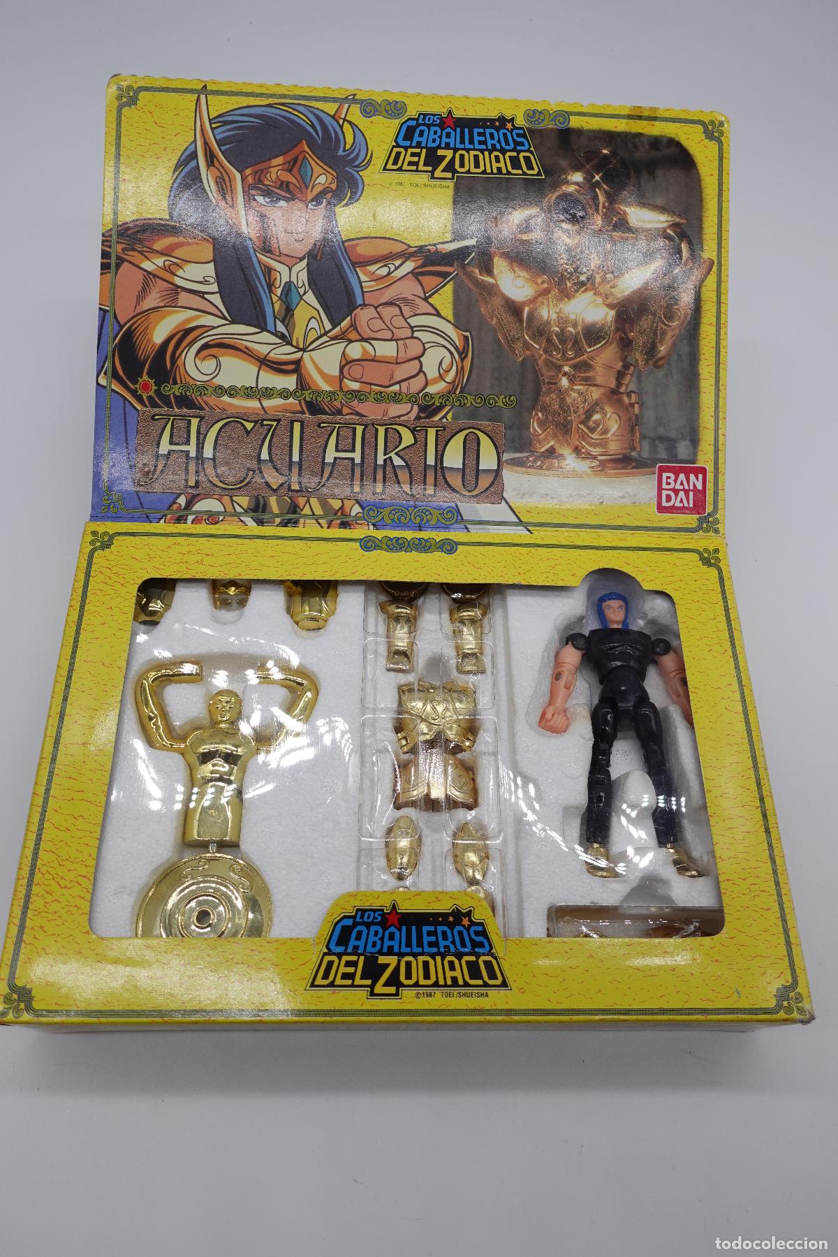 Figuas von Saint Seiya: FIGURA LOS CABALLEROS DEL ZOD&Iacute;ACO ACUARIO BANDAI VINTAGE EN SU CAJA ORIGINAL