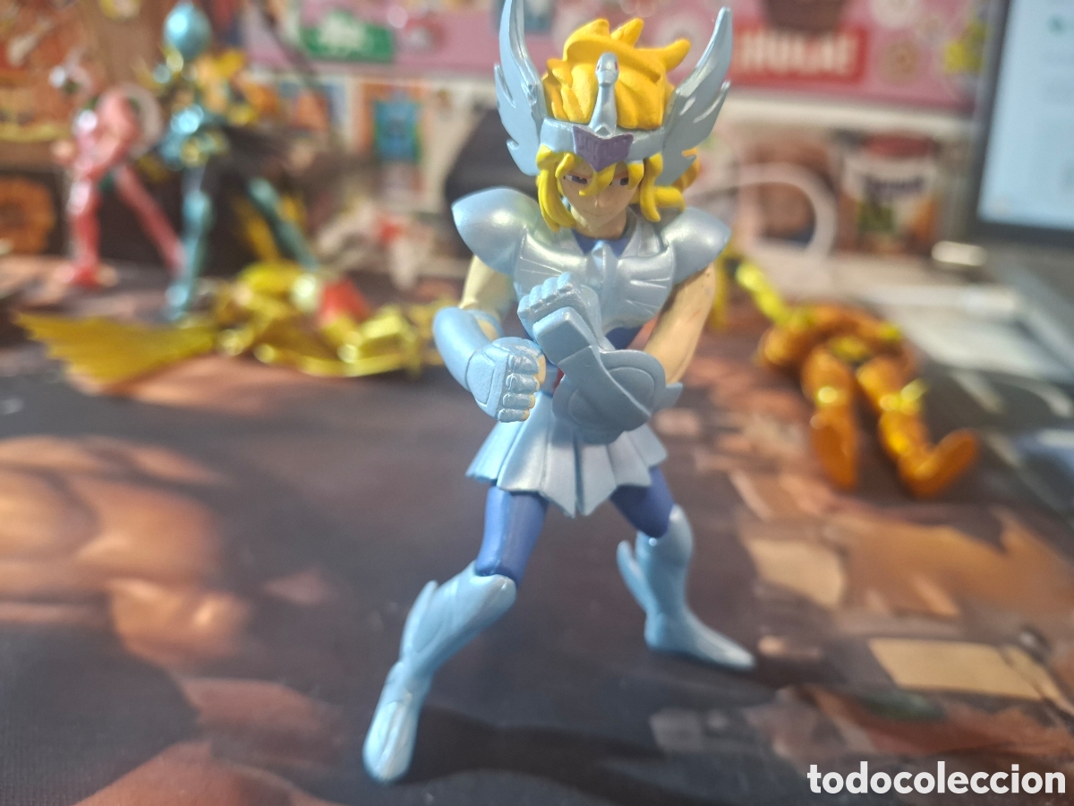 Figuas y mu&ntilde;ecos Caballeros del Zodiaco: CABALLEROS DEL ZODIACO BANDAI SAINT SEIYA gachapon hyoga cisne cygnus primera armadura