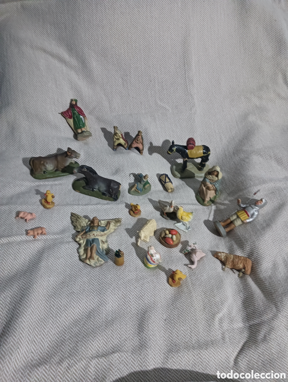 Figuas y mu&ntilde;ecos Caballeros del Zodiaco: Antiguas figuras de bel&eacute;n