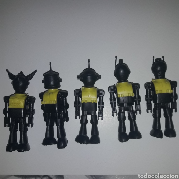 Figuras Coman boys antiguas: 5 robots negros de Coman Boys de Comansi - Foto 2