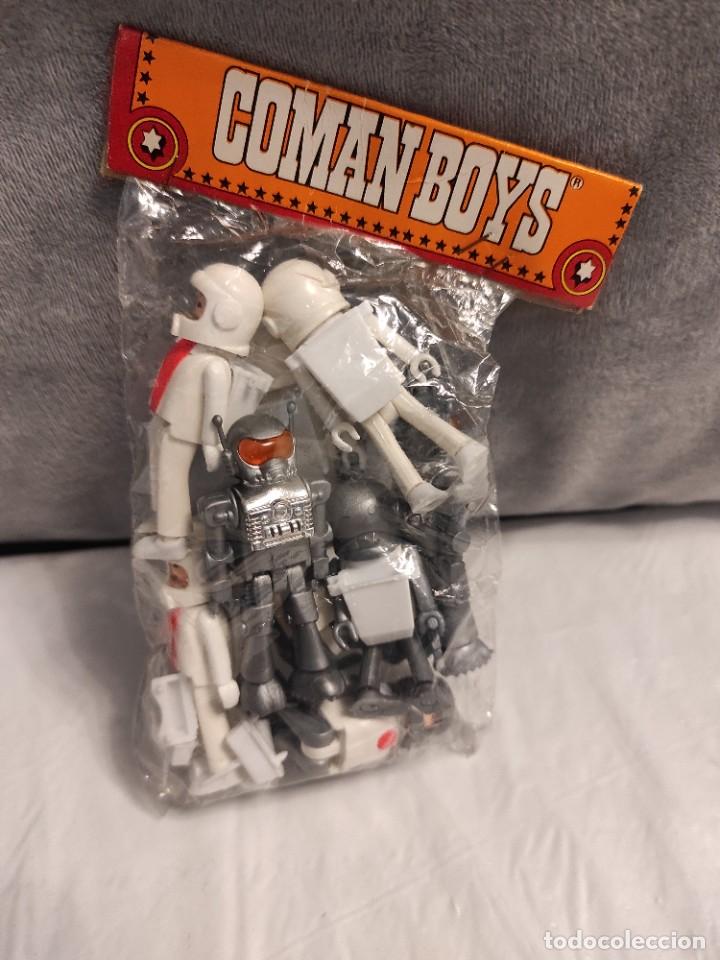 Figuras Coman boys antiguas: COMAN BOYS BOLSA ATRONAUTAS Y ROBOTS - Foto 2