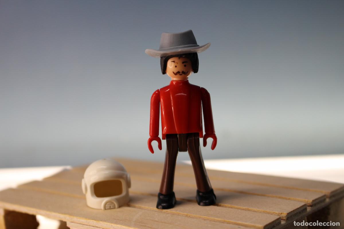 Figuras Coman boys antiguas: Coman Boys. Mini, con bigote, sombrero y casco. - Foto 1