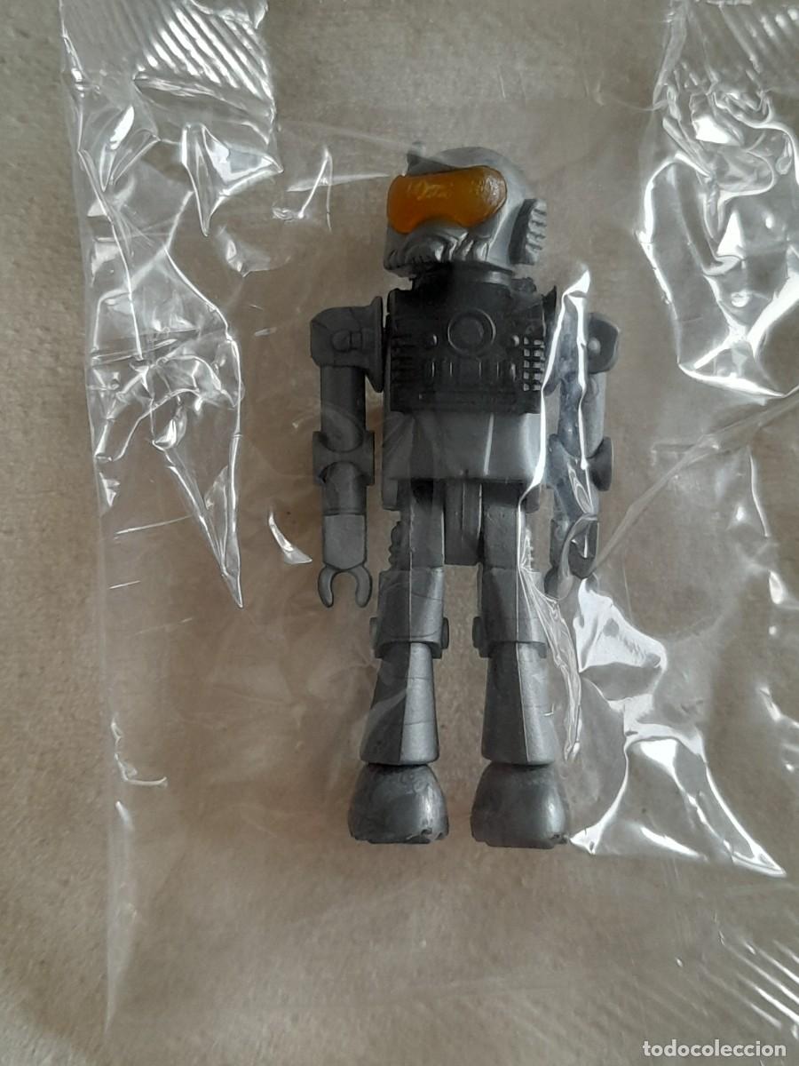 Figuras Coman boys antiguas: Figuras Coman boys, serie espacio, robot gris - Foto 1