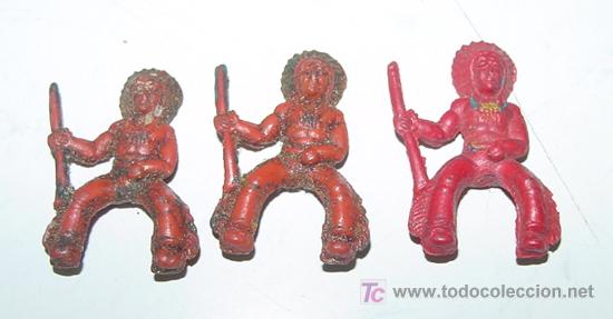 Figuras de goma y PVC: TRES INDIOS DE GOMA - NO SE LA MARCA - CADA UNO MIDE 4 CMS. - Foto 1