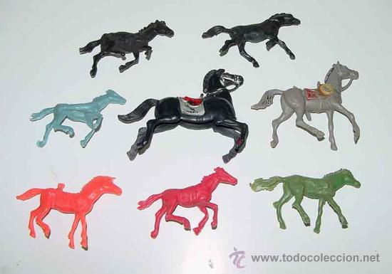 Rubber and PVC Figures: LOTE DE ANTIGUOS CABALLOS DE PLASTICO - TAL COMO SE VE EN LAS FOTOS -