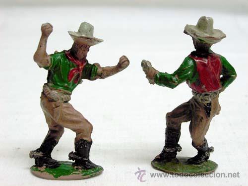 Figuras de goma y PVC: 2 Vaqueros a pie Lafredo a&ntilde;os 50 - Foto 2