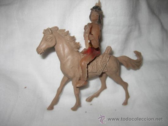 Figuras de goma y PVC: INDIO A CABALLO DE    PLASTICO - Foto 1