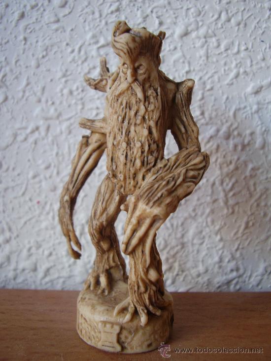 Figuras de goma y PVC: FIGURA DEL SE&Ntilde;OR DE LOS ANILLOS: ARBOL PARLANTE.