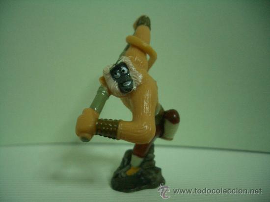 Figuras de goma Kinder: Mu&ntilde;eco kinder KUNG FU PANDA - Foto 1