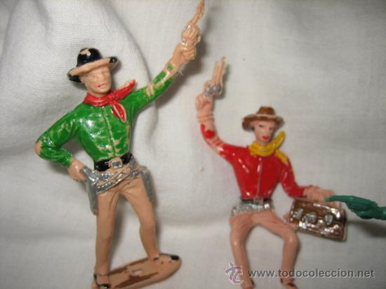 Figuras de goma y PVC: 4 VAQUEROS    1 DE COMANSI - Foto 2