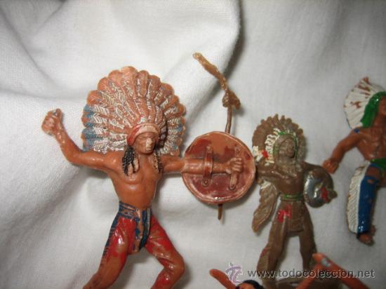 Figuras de goma y PVC: 6 INDIOS VARIADOS     ALGUNO CON DEFECTO - Foto 2