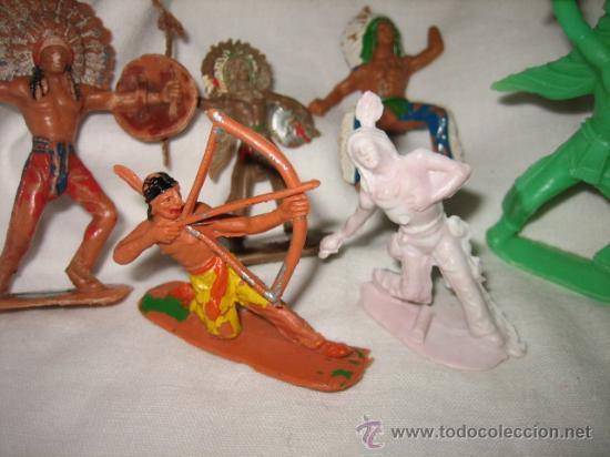 Figuras de goma y PVC: 6 INDIOS VARIADOS     ALGUNO CON DEFECTO - Foto 4
