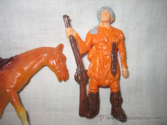 Figuras de goma y PVC: PAREJA  DE LA CASA COMANSI - Foto 2