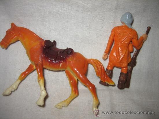 Figuras de goma y PVC: PAREJA  DE LA CASA COMANSI - Foto 3