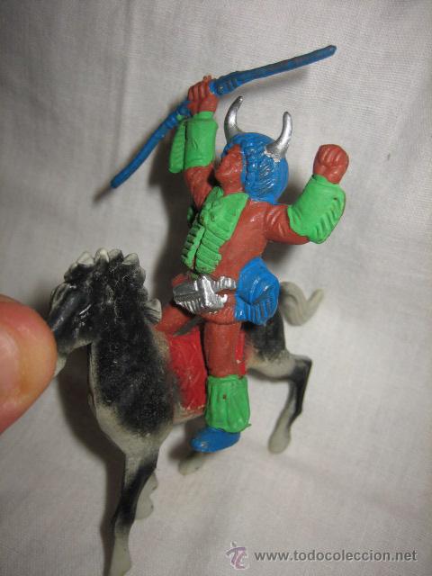 Figuras de goma y PVC: INDIO A CABALLO  DE LA CASA COMANSI - Foto 2