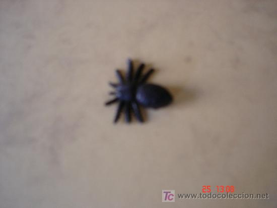 Figuras de goma y PVC: ARA&Ntilde;A DE GOMA - 2.5 cm - - Foto 1