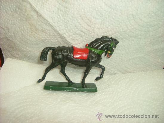 Figuras de goma y PVC: CABALLO MEDIEVAL STARLUX - Foto 1