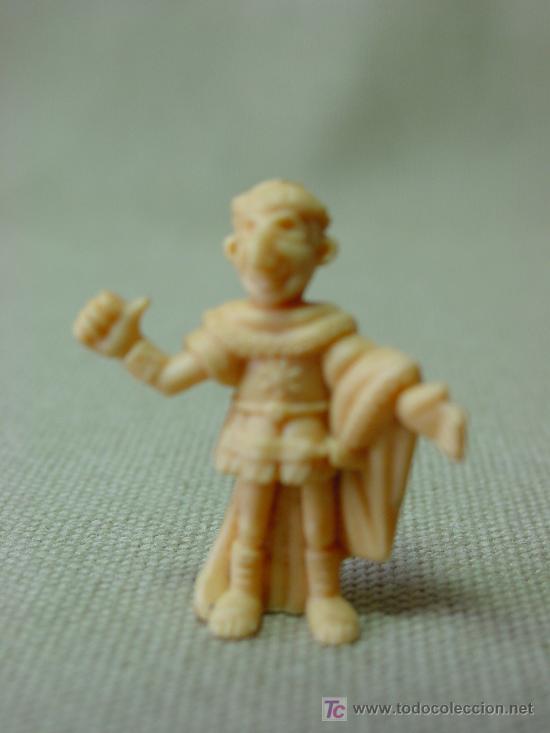 Figuras de goma y PVC: PREMIUM, SERIE ASTERIX, DARGAUD, DUNKIN - Foto 1