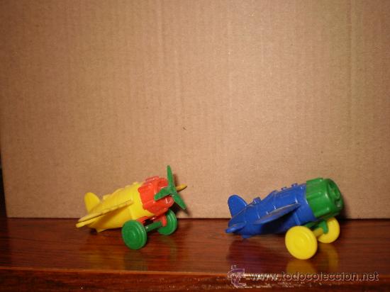 Figuras de Goma y PVC: LOTE DE 2 AVIONETAS HUEVO SORPRESA (  ) , LEER DESCRIPCION .