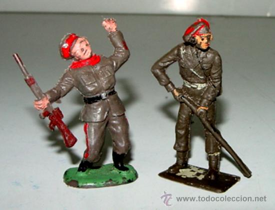 Figuras de Borracha e PVC: 2 ANTIGUAS FIGURAS DE SOLDADOS, TAL COMO SE VE EN LAS FOTOS.