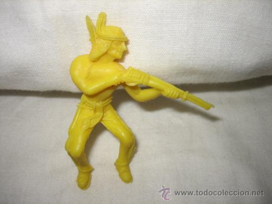 Figuras de goma y PVC: INDIO DE PLASTICO - Foto 1
