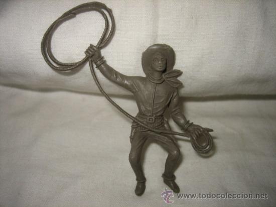 Figuras de goma y PVC: VAQUERO DE PLASTICO - Foto 1